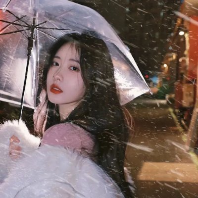 楼下的女人和楼上的男人